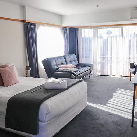 The Beachcomber Hotel Nelson Esterno foto