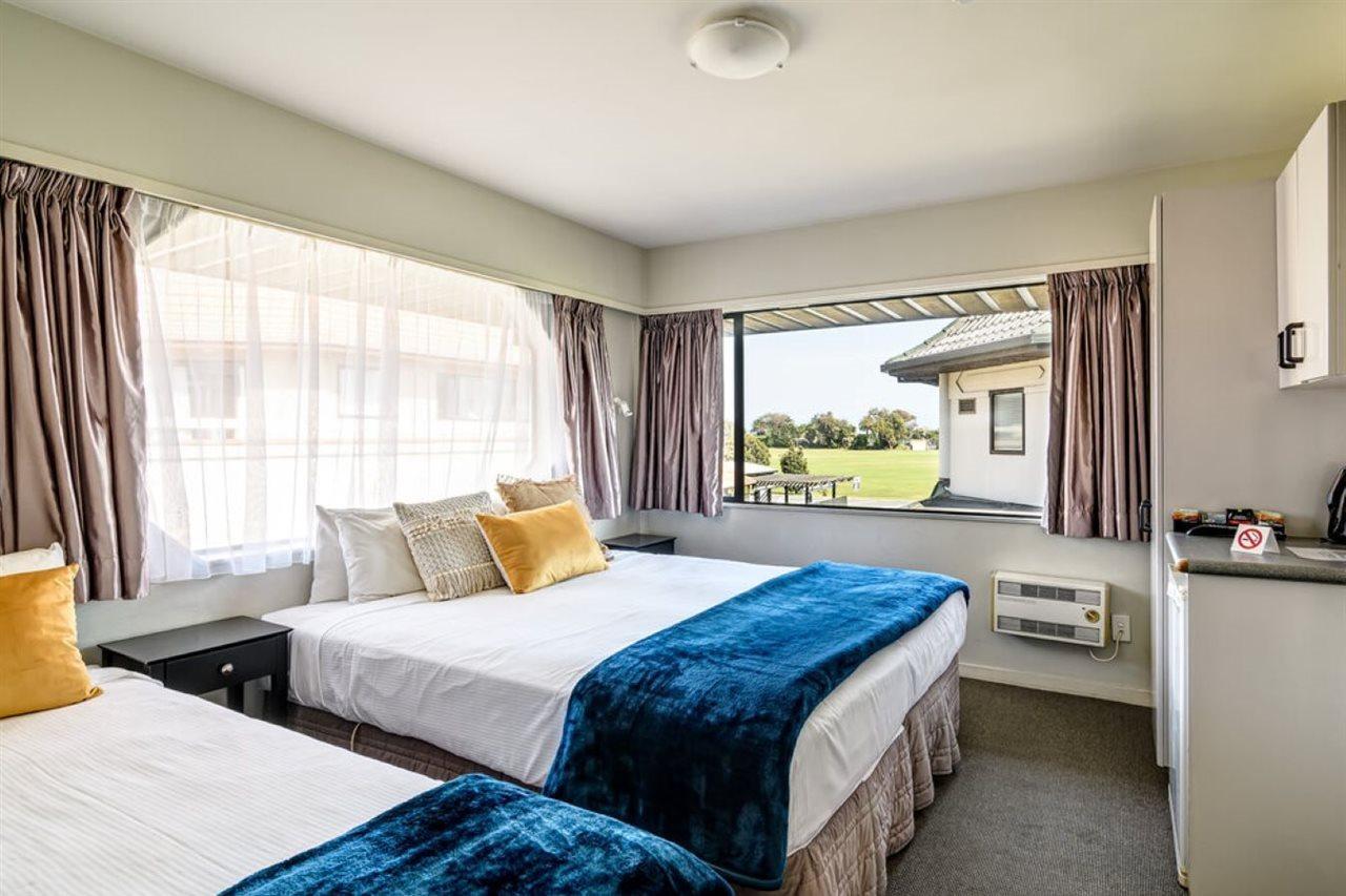 The Beachcomber Hotel Nelson Esterno foto