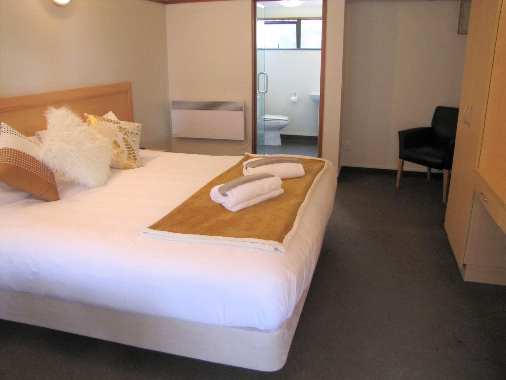 The Beachcomber Hotel Nelson Esterno foto