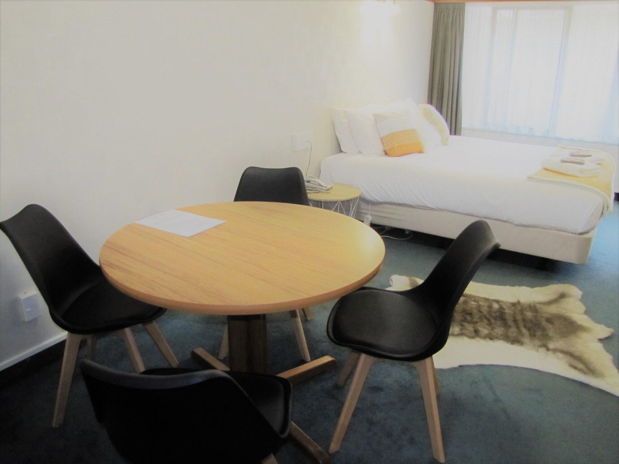 The Beachcomber Hotel Nelson Esterno foto