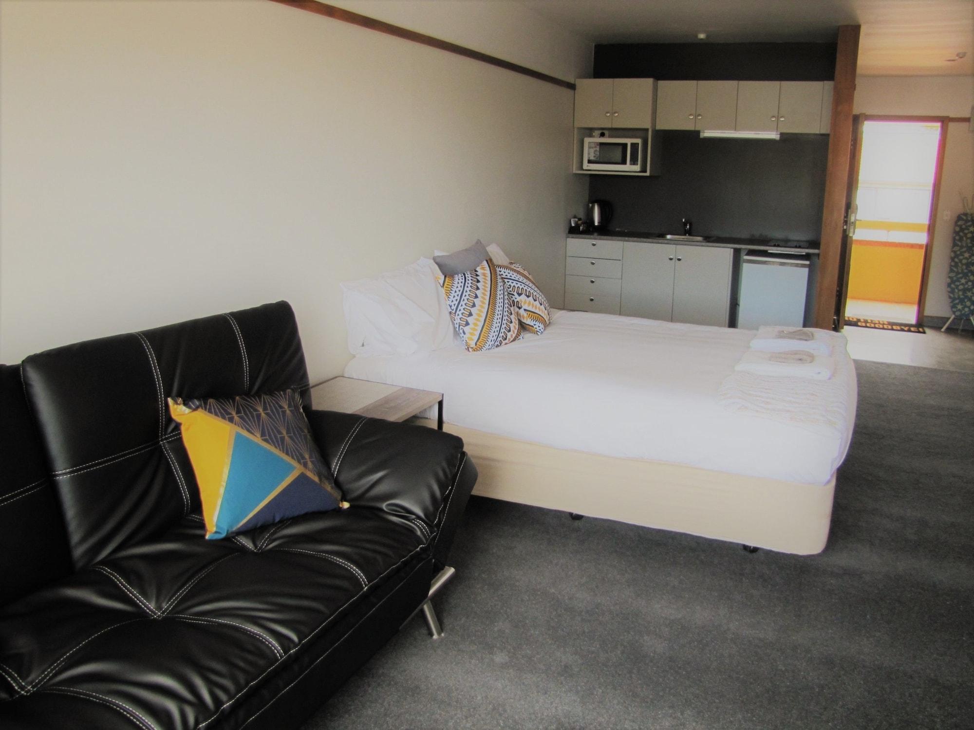 The Beachcomber Hotel Nelson Esterno foto
