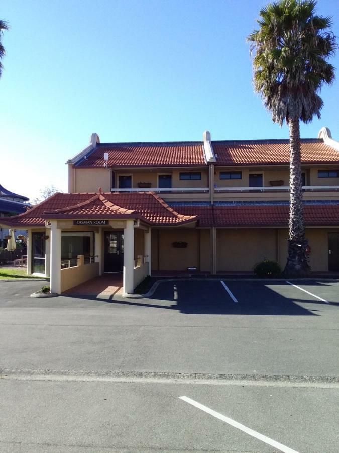 The Beachcomber Hotel Nelson Esterno foto