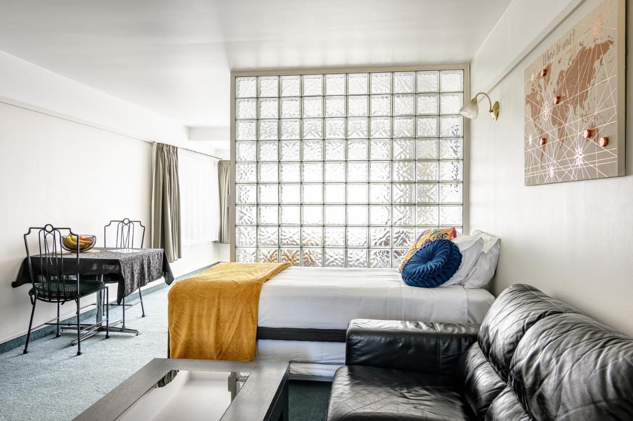 The Beachcomber Hotel Nelson Esterno foto